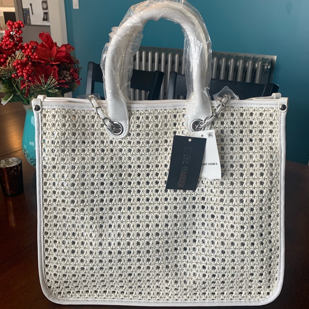 Steve Madden Bstacy White Tote